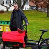 Mit dem E-Bike zum Interview. Hagnaus Bürgermeister Volker Frede nutzt zur Fortbewegung ein Dienstrad, das Lasten-E-Bike war 2019 ...