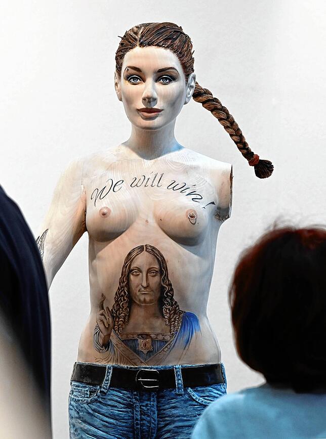 &bdquo;Young Lady with pet&ldquo; von Marc Fromm auf der Art Karlsruhe.