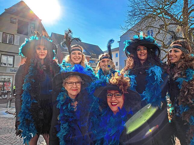 Bild 2: So bunt feiern die Wiiber in Bad Säckingen