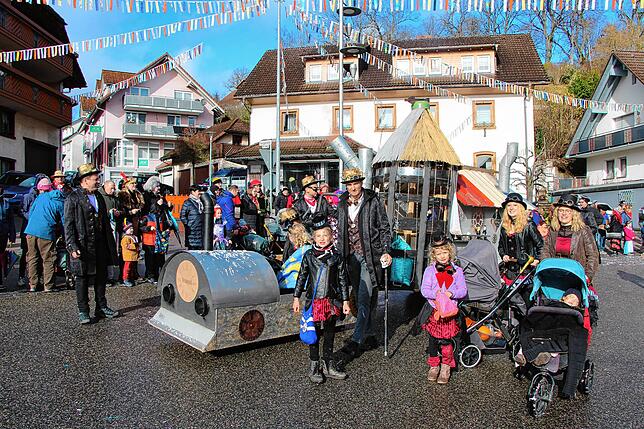 Bild 10: Narrensamen zeigt sich am Kinder- und Familienumzug &ndash; Teil 2. Wir haben Bilder.