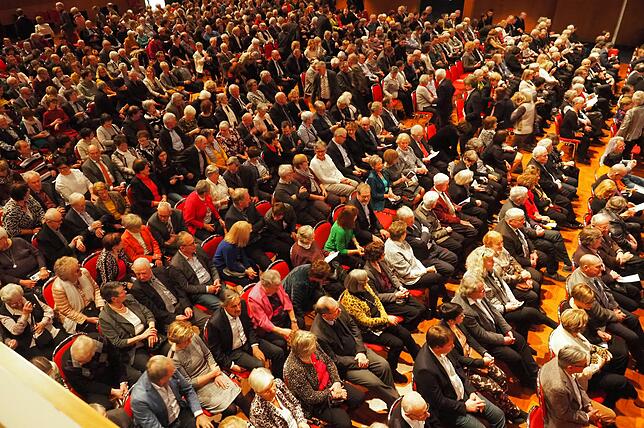 Das Neujahrskonzert der Gesellschaft der Musikfreunde hat hohe Anziehungskraft, der Mozart-Saal ist ausverkauft.