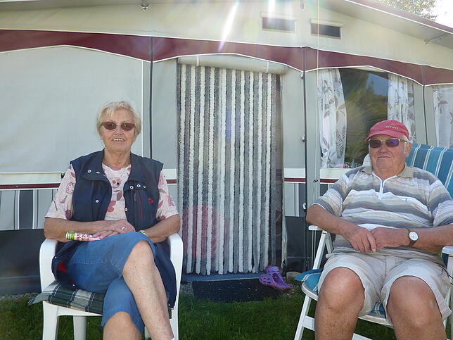 Ganz schön gechillt: Hannelore und Herbert Kassel sind tiefenentspannt.