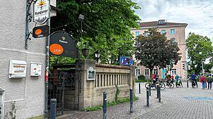 (Archivbild) In dieser Gastronomie an der Konzilstraße ist es in der Nacht zum Dienstag, 17. Juni, zu einer unschönen Auseinandersetzung ...