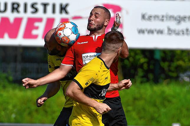 Bild 10: FSV Rheinfelden kehrt mit einem Punkt vom FV Herbolzheim zurück &ndash; und wir haben Bilder!