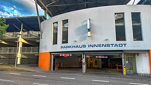 Im Parkhaus Innenstadt in Stockach können Besucher eine Stunde lang kostenlos parken. Doch wie lange noch? Dem Parkverein, der das ...