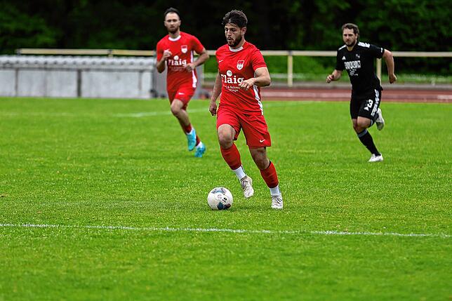 Bild 13: FC Tiengen 08 besiegt den VfR Bad Bellingen mit 4:0 – und wir haben Fotos!