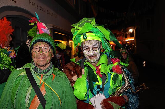 Bild 21: Konstanzer Straßenfasnacht 2025: Am Rosenmontag steigt die Stimmung nochmals