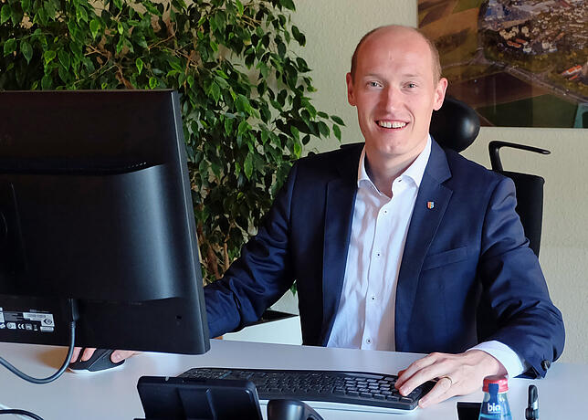 Jonathan Berggötz ist Bürgermeister von Bad Dürrheim. Ihm ist es wichtig, Begegnung zwischen ehemaligen Verschickungskindern und noch ...