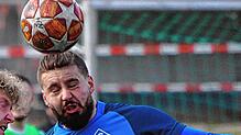 Fällt nach Kreuzbandriss lange aus. Albert Agovic vom FC Neustadt. Bild: Seger
