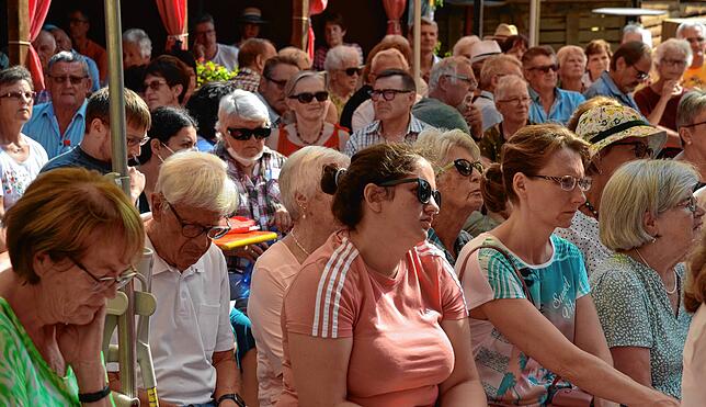 Gut Besucht: der Gottesdienst am Stadtfestsonntag.