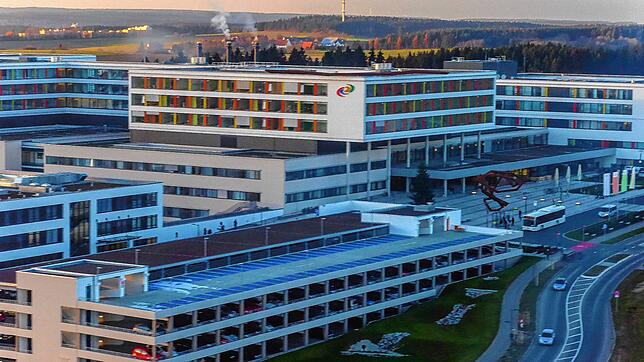 Das 2013 in Betrieb genommene Schwarzwald-Baar-Klinikum mit seinen 1000 Betten ist für die Gesundheitsversorgung nicht nur im ...