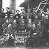 Während des Ersten Weltkriegs sprangen viele Frauen für die Männer ein, die an der Front waren. Auch diese Arbeiterinnen der Firma Fahr ...
