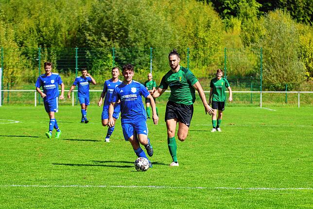 Bild 1: SV Karsau gewinnt das Aufsteiger-Derby gegen den SV Herten II mit 2:0 &ndash; und wir haben Bilder!