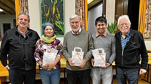 Beim Infoabend im Magnushaus (von links): Frank Geiger, Digna de la Paz Orellana, Rudi Reitinger, Carlos Antonio Tabora und Willi ...