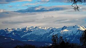Im Tennengebirge im Salzburger Flachgau ist eine deutsche Familie in Bergnot geraten.