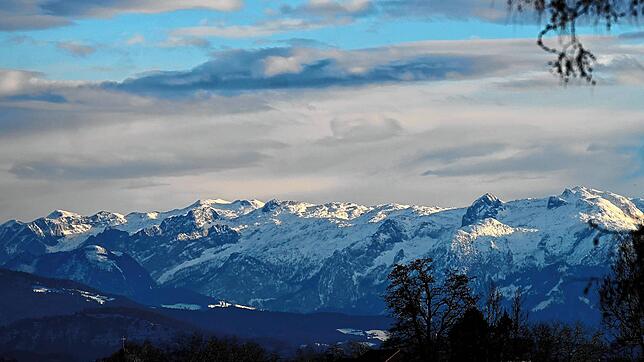Im Tennengebirge im Salzburger Flachgau ist eine deutsche Familie in Bergnot geraten.