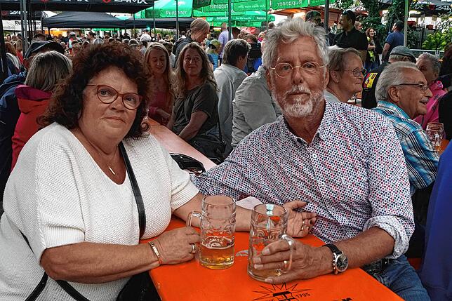 Marry und Ronald Knöps aus den Niederlanden verbringen seit 40 Jahren ihren Sommerurlaub in Dingelsdorf.