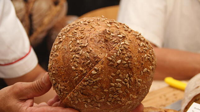 Brotprüfung Form und AussehenAufnahmedatum 04.07.17
