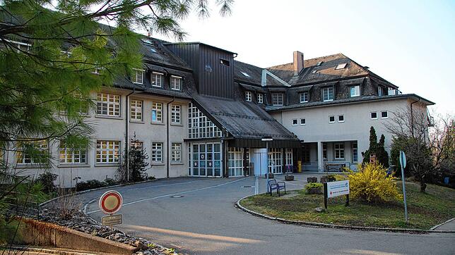 Das Stühlinger Krankenhaus steht vor dem Aus. Hausärzte und Betreiber von Pflegeeinrichtungen nehmen Stellung.