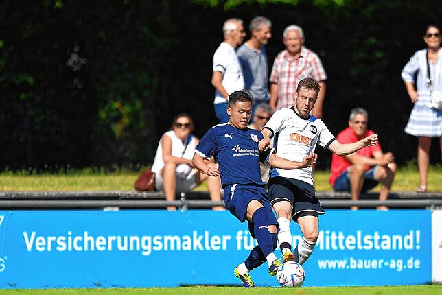 Bild 37: VfB Waldshut siegt 2:1 beim FC Emmendingen und steigt in die Landesliga auf &ndash; wir haben Bilder!