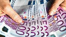 Eine 44-Jährige stand wegen leichtfertiger Geldwäsche vor Gericht (Symbolbild).