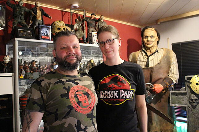 Das Wolterdinger Horrorhaus: Corinna und Oliver Müller aus Wolterdingen haben ein besonderes Hobby, das sie dem SÜDKURIER vorstellen. ...