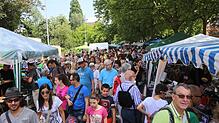 Der grenzüberschreitende Flohmarkt wird dieses Jahr etwa 1000 Stände in Konstanz und Kreuzlingen bieten (Archivbild).