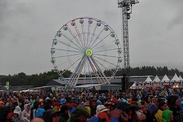 Bild 17: Southside 2024: Die besten Bilder vom Auftritt der Editors