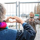 Mitte März steht auf Klein Venedig zwischen Konstanz und Kreuzlingen wieder ein Grenzzaun. Sandra Lenherr aus Tägerwilen und ihre ...