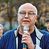„Mir fehlt eine konzeptionelle Planung. Ich befürchte, wenn der Platz umgestaltet, wird es nachts lebhafter und lauter. ich bin ...