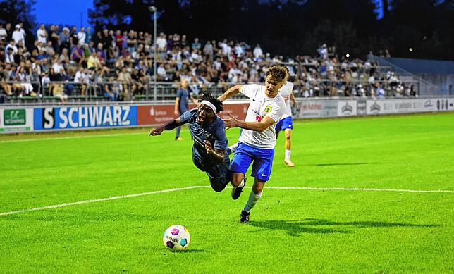 Bild 24: Was für ein Spiel! Unsere Bildergalerie vom Pokalderby zwischen dem FC Singen und Südstern Singen