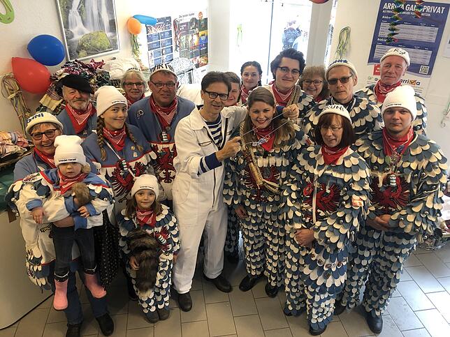 Bild 9: LIVE-BLOG zum Nachlesen &ndash; Bilder, Videos, Zünfte: So närrisch war die Fastnacht im SÜDKURIER-Stüble
