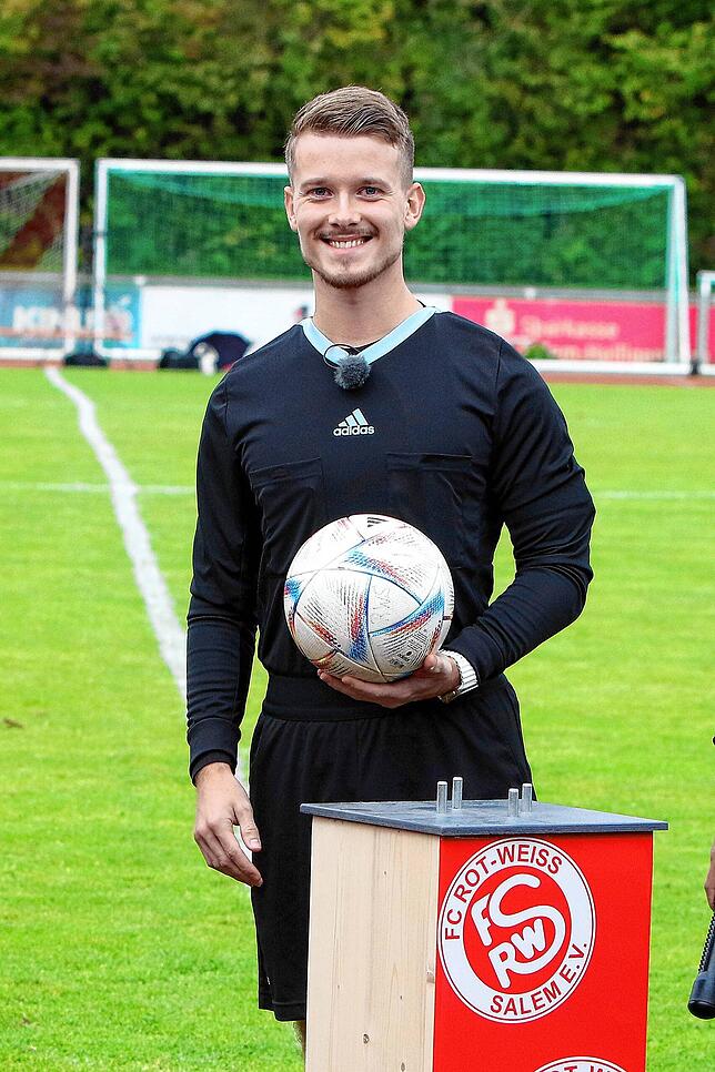 Bild 25: Aufsteiger FC RW Salem besiegt Absteiger DJK Donaueschingen 2:0. Die besten Bilder!