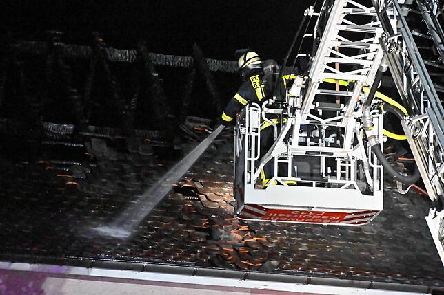 Bild 19: Stockach: Brand in Mehrfamilienhaus in der Radolfzeller Straße - Bilder!