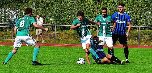Bild 15: SG FC Wehr-Brennet besiegt den FC Zell mit 3:2 &ndash; und wir haben Bilder!