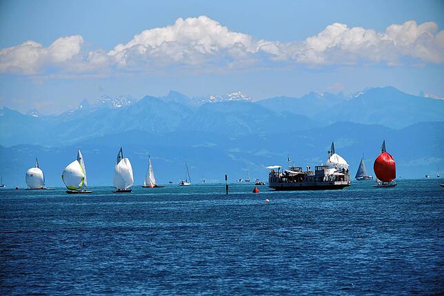 Bild 1: Stöbern in der Altstadt, Action auf dem See und Genuss am Hafen: Bilder vom Wochenende in Konstanz