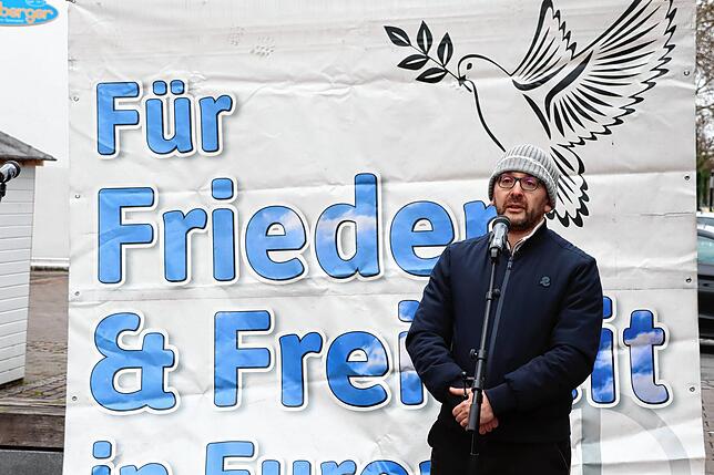 „Unser Land hält Stand, ist aber auf internationale Hilfe angewiesen.“ Evgenij Starchak, Vorsitzender des neuen Ukrainischen ...