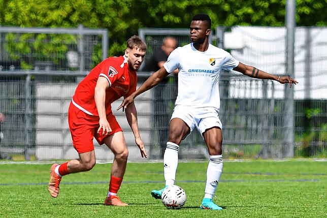 Bild 19: SV 08 Laufenburg kassiert 3:6-Niederlage bei der U23 des Freiburger FC &ndash; und wir haben Bilder!