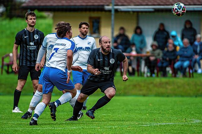 Bild 2: FC Geißlingen gewinnt Küssaburg-Pokal durch 4:3-Sieg gegen den FC Hochrhein &ndash; wir haben Bilder!