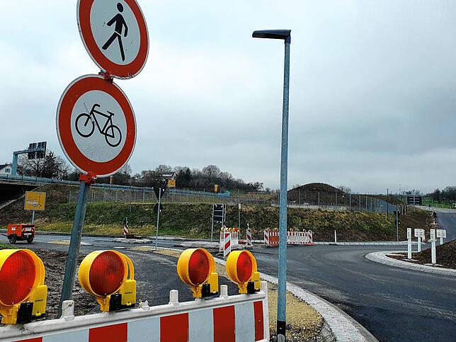 Noch vor Ostern soll der Abig-Kreisverkehr wieder komplett für Verkehrsteilnehmer freigegeben werden.