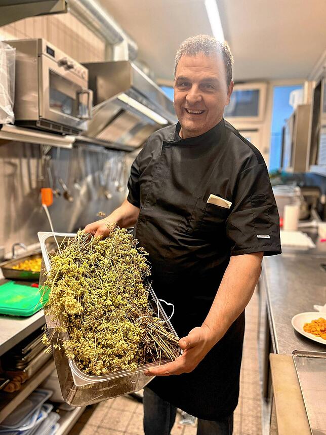 Die Qualität der Zutaten ist für Carmine Galasso eine Herzensangelegenheit. Deshalb komme viel direkt aus Italien, wie etwa das Oregano.