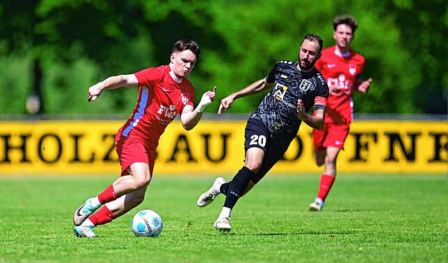 Bild 10: FC Tiengen 08 unterliegt mit 0:3 beim FC Wolfenweiler-Schallstadt – und wir haben Fotos!
