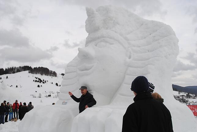 Bild 22: Schneeskulpturen-Festival in Bernau: Schauen Sie zu, wie aus Schnee Kunst wird