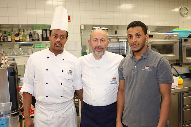 Aschalew Kahssay (links), Manfred Hölzl und Mohammed Kahsay aus Eritrea.