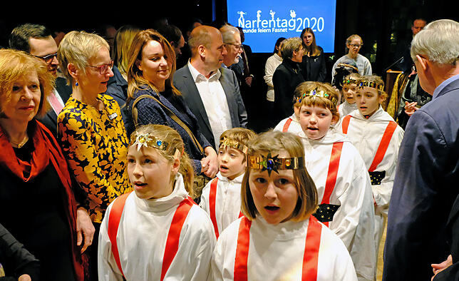 Der Auftritt der Sternsinger gehört beim Dreikönigstrunk zum festen Ritual im historischen Ratssaal.