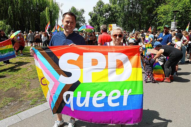 Bild 17: Der CSD Konstanz feiert 20. Geburtstag mit einer Pride-Parade durch die Stadt