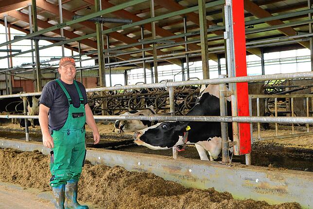 Für die Milchviehhaltung von Landwirt Lothar Seiffert ist der gute Ertrag des Grünfutters sehr wichtig.