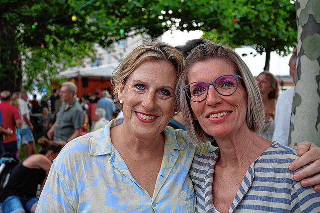 Bild 7: Zahlreiche Besucher lockt das Staader Hafenfest 2025 ans Bodenseeufer
