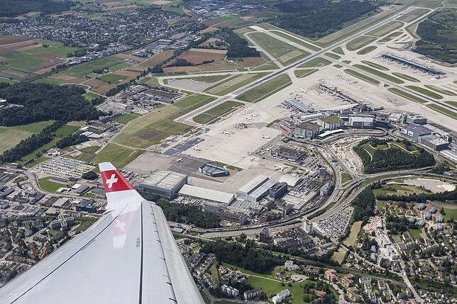 Der Flughafen Kloten in Zürich sorgt immer wieder für Verstimmungen zwischen den Gemeinden der Region am Hochrhein und der Schweiz.
