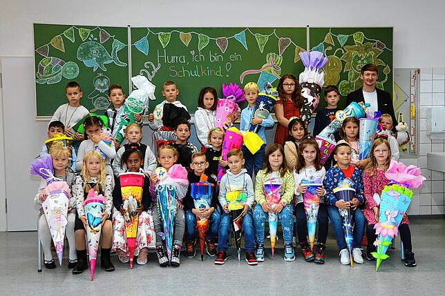 Die Klasse 1e der Friedensschule Schwenningen mit Klassenlehrer Sebastian Siebrecht.